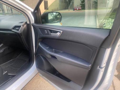 2018 Ford Edge SE