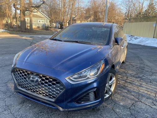 2019 Hyundai SONATA Sport