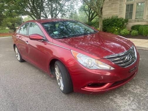 2011 Hyundai SONATA SE