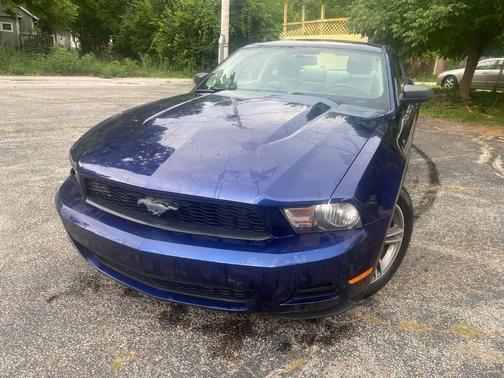 2010 Ford Mustang Premium