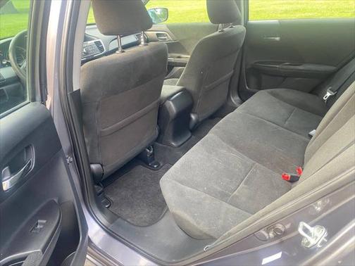 2013 Honda Accord LX 4dr Sedan 6M