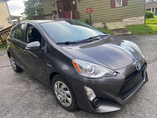 2015 Toyota Prius c Four