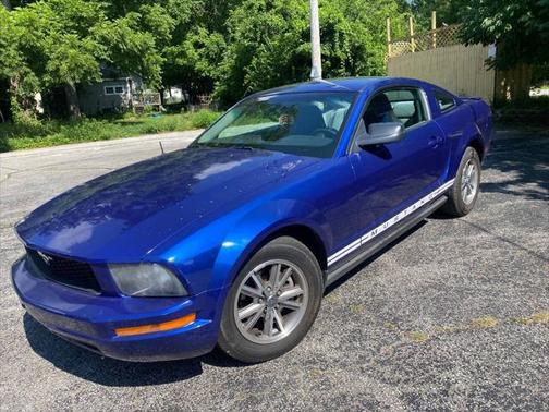 2005 Ford Mustang Premium