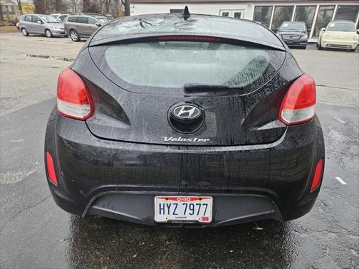 2013 Hyundai Veloster Base