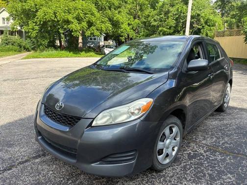 Magnetic Gray Metallic 2013 Toyota Matrix L
