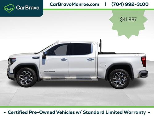 White Frost Tricoat 2022 GMC Sierra 1500 SLT