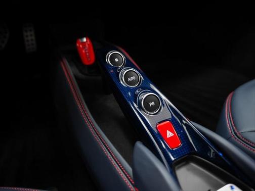 2022 Ferrari F8 Tributo Base