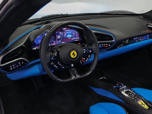 2024 Ferrari 296 GTS 