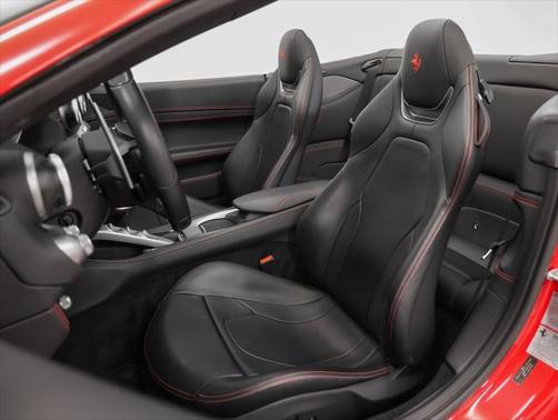 2019 Ferrari Portofino Base
