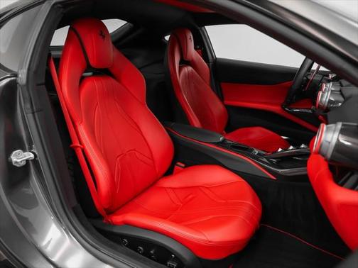 2019 Ferrari 812 Superfast Base