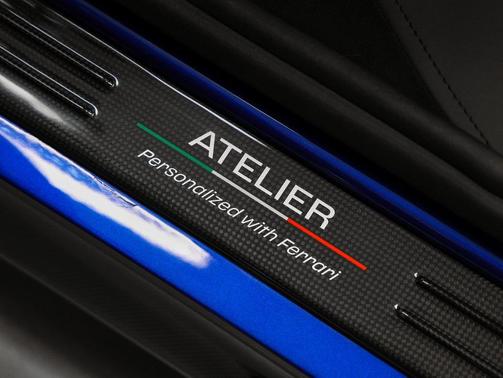 2023 Ferrari SF90 Spider Base