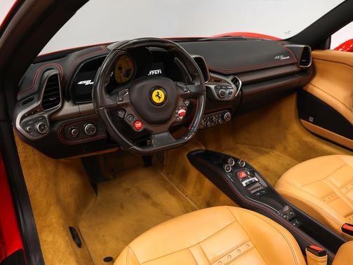 Rosso Corsa 2013 Ferrari 458 Spider Base