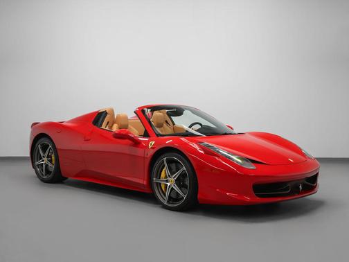 Rosso Corsa 2013 Ferrari 458 Spider Base