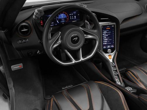 2025 McLaren 750S Spider