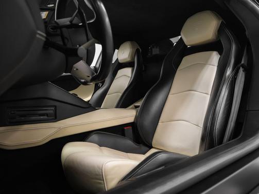 2014 Lamborghini Aventador LP700-4