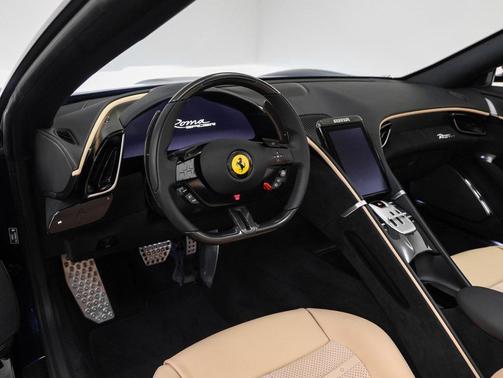 2025 Ferrari Roma Spider Spider