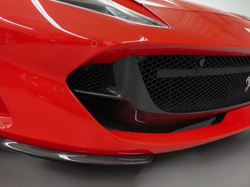 2018 Ferrari 812 Superfast Base