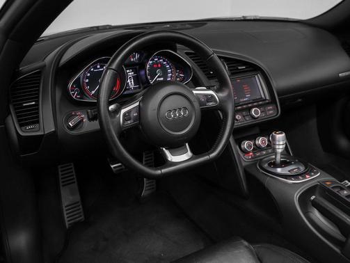 2011 Audi R8 5.2 quattro Spyder