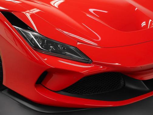 2020 Ferrari F8 Tributo Base