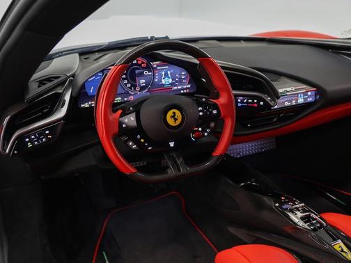 2023 Ferrari SF90 Stradale Asseto Fiorano