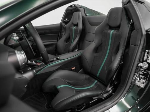 2022 Ferrari 812 GTS Base