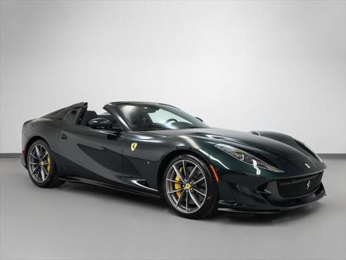 2022 Ferrari 812 GTS Base