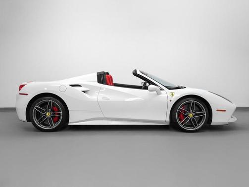 2019 Ferrari 488 Spider Base