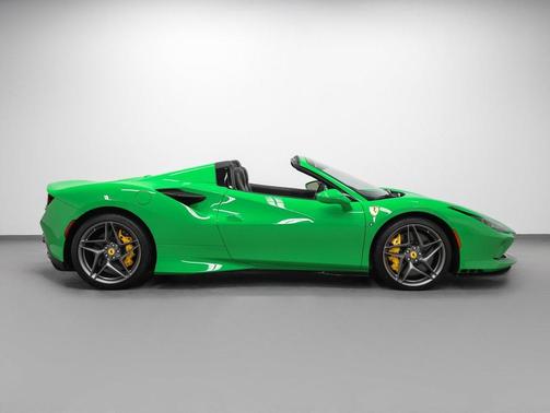 2023 Ferrari F8 Spider Base