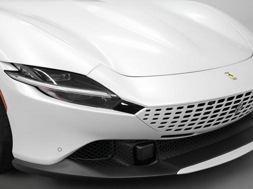 2024 Ferrari Roma Spider