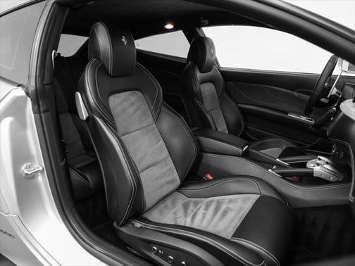 2014 Ferrari FF Base
