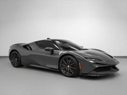 2022 Ferrari SF90 Stradale Base