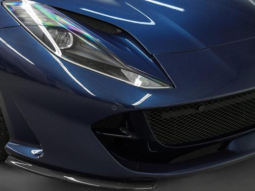 2020 Ferrari 812 Superfast Base