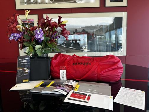 2021 Ferrari 812 GTS 