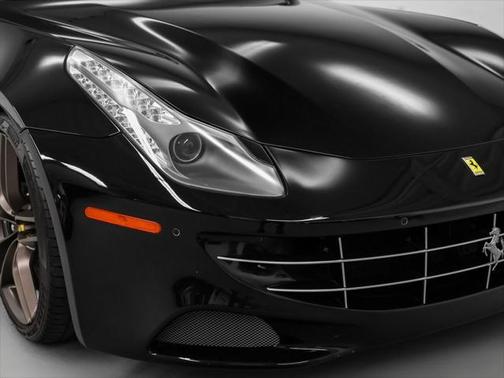 2015 Ferrari FF Base