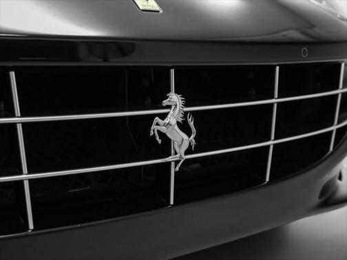 2015 Ferrari FF Base