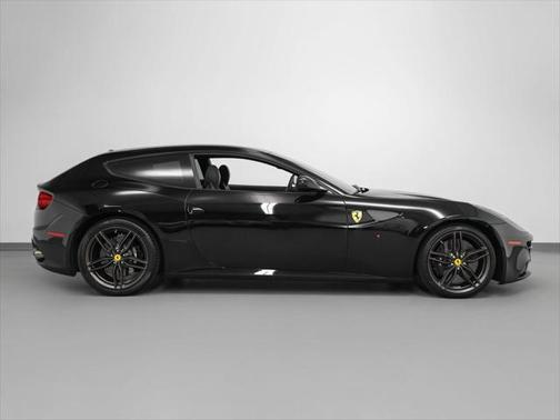 2015 Ferrari FF Base