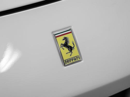 2018 Ferrari 488 Spider Base