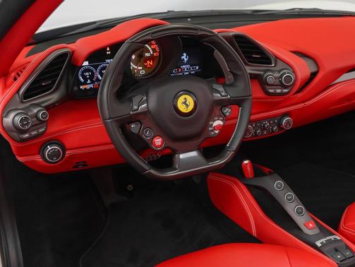 2018 Ferrari 488 Spider Base