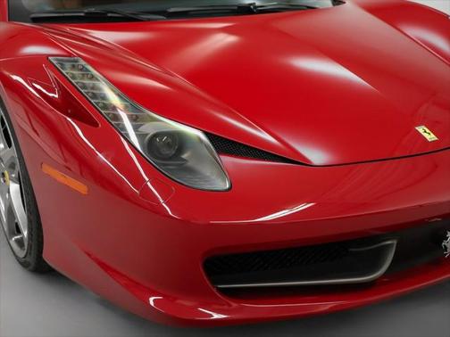 2011 Ferrari 458 Italia Base