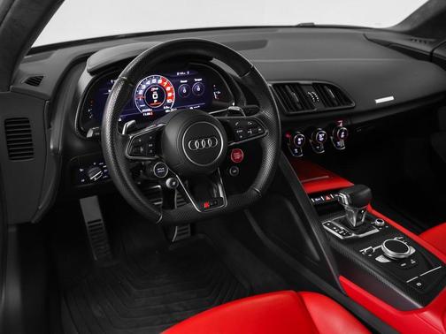 2017 Audi R8 5.2 V10 plus