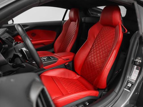 2017 Audi R8 5.2 V10 plus