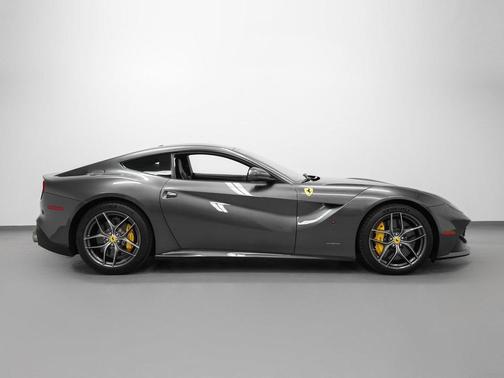 2014 Ferrari F12berlinetta Base