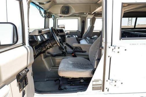 2001 Am General Hummer Enclosed