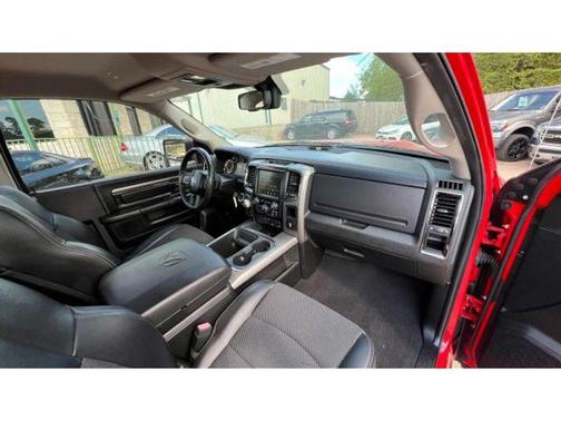 2017 RAM 1500 Night Regular Cab 4x4 6'4' Box