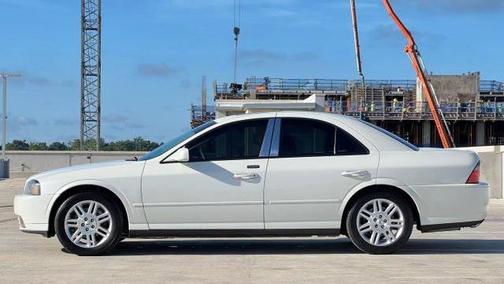 2004 Lincoln LS V8