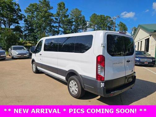 2022 Ford Transit-350 XLT