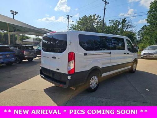 2022 Ford Transit-350 XLT