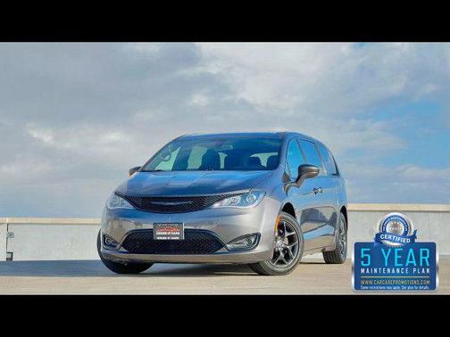 2018 Chrysler Pacifica Touring Plus