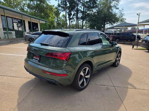 2022 Audi Q5 45 S line Premium Plus