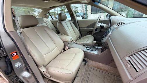 2004 Nissan Altima 3.5 SE